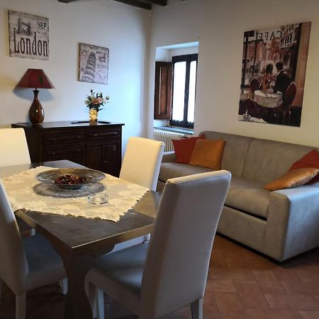 La Dimora Di Angela Apartment บาร์เบริโน ดิ มูเจลโล ภายนอก รูปภาพ