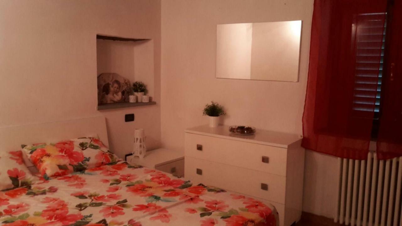 La Dimora Di Angela Apartment บาร์เบริโน ดิ มูเจลโล ภายนอก รูปภาพ